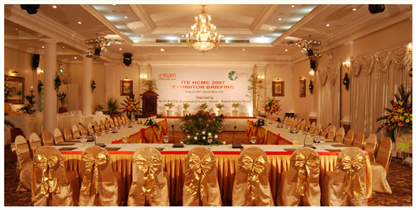 BST GHÊ TIỆC CƯỚI 